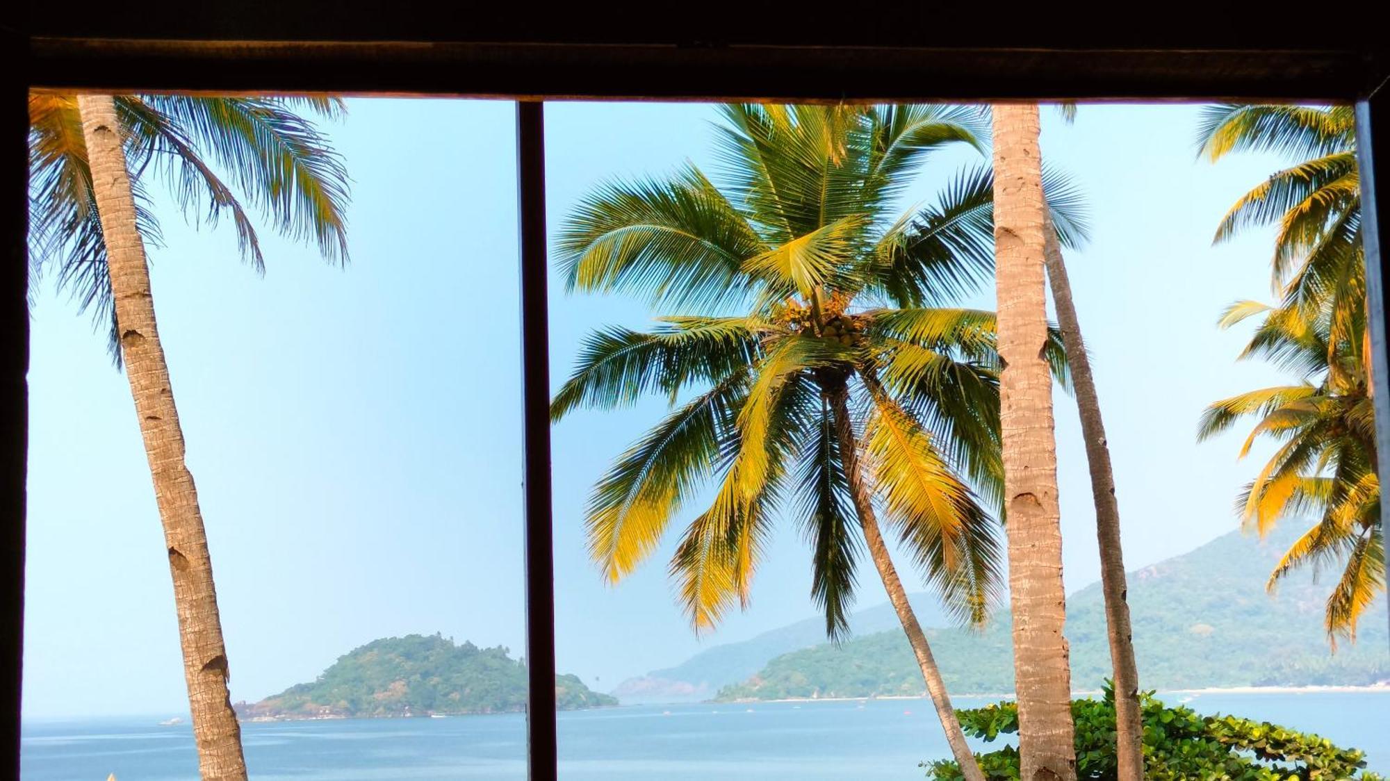 Hilltop Seaview Palolem Goa Hotel Bilik gambar